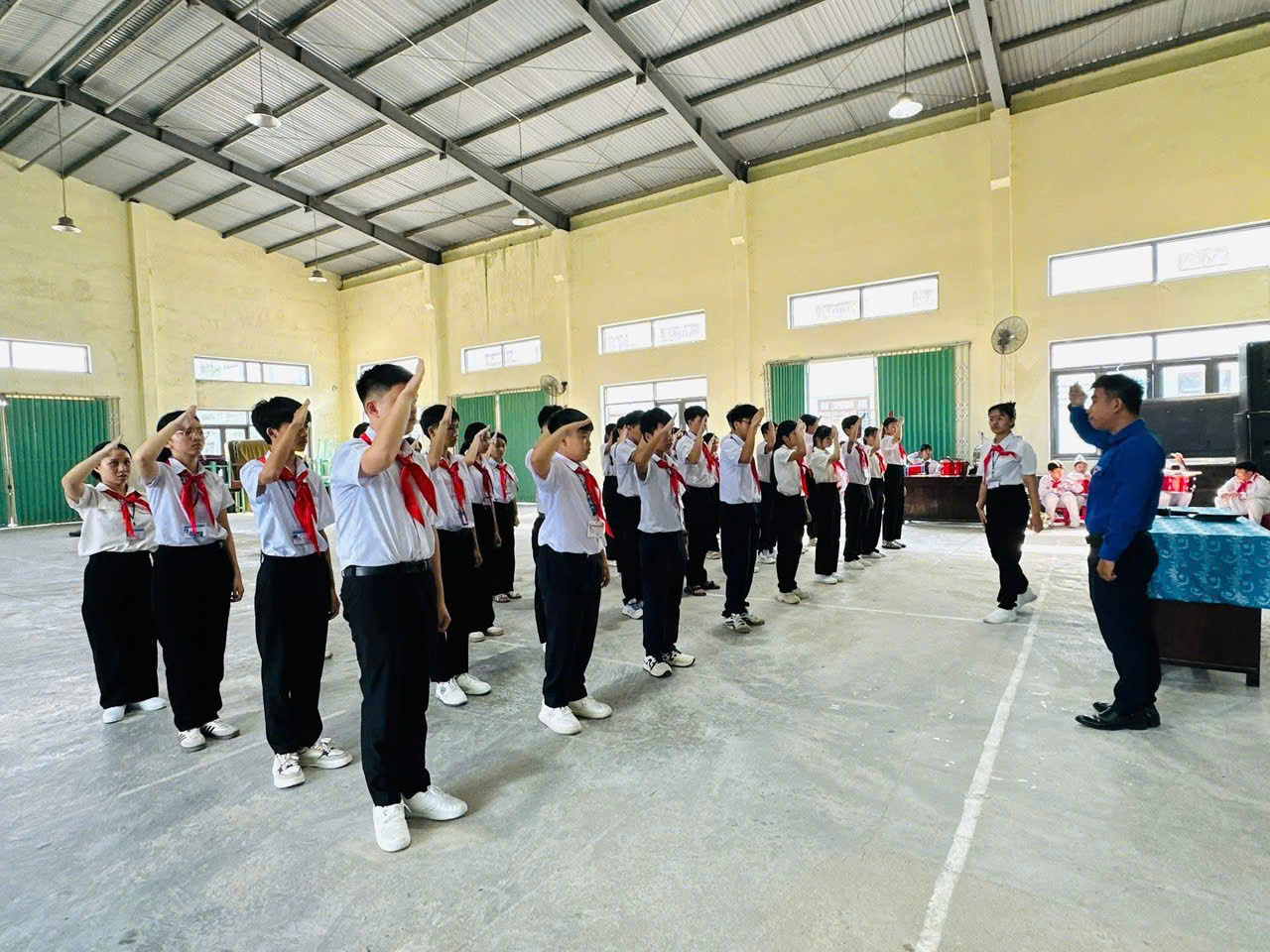 💙 HỘI ĐỒNG ĐỘI THÀNH PHỐ KIỂM TRA, ĐÁNH GIÁ CÔNG TÁC LIÊN ĐỘI TRƯỜNG THCS NGUYỄN TRÃI TRONG XÉT CHỌN DANH HIỆU “LIÊN ĐỘI XUẤT SẮC – NGHÌN VIỆC TỐT” NĂM HỌC 2025 – 2026 💙